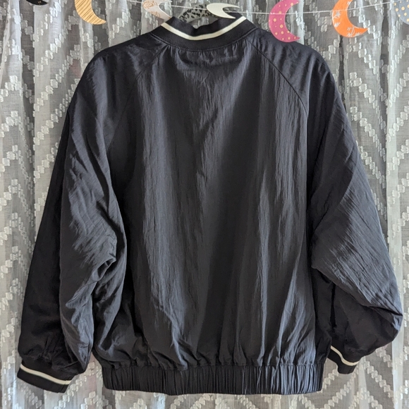 Fred Perry Padded Bomber Black and White Jacket - Picture 2 of 5